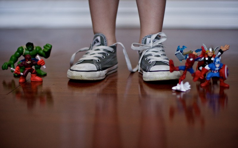 What’s going on when your shoelaces come untied?