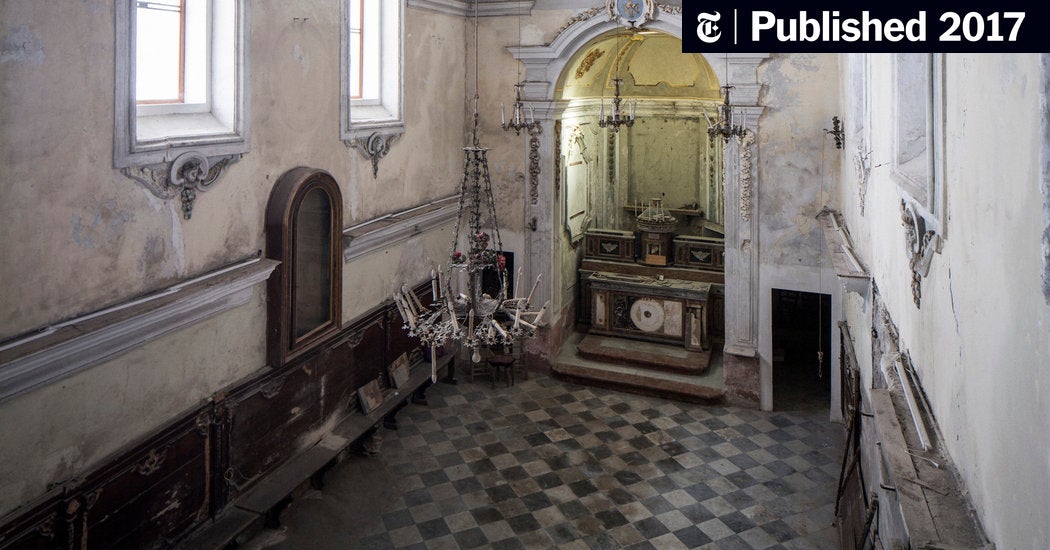 BLENDED SOCIETIES:  SICILY’S JEWS RECLAIM A LOST HISTORY