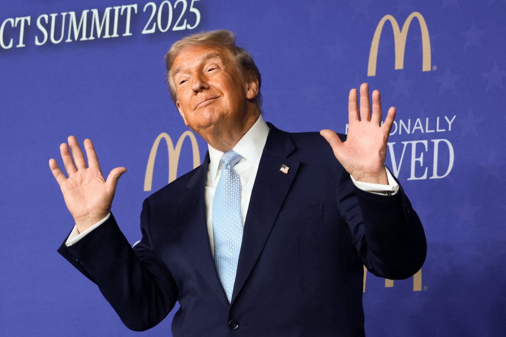 U.S. President Donald Trump gestures at the McDonald's Impact Summit at the Westin Hotel in Washington, D.C., U.S., November 17, 2025. REUTERS/Evelyn Hockstein