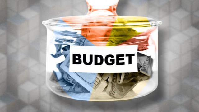 ACTIVITY: CREATING A "REAL-WORLD" BUDGET (Spanish)