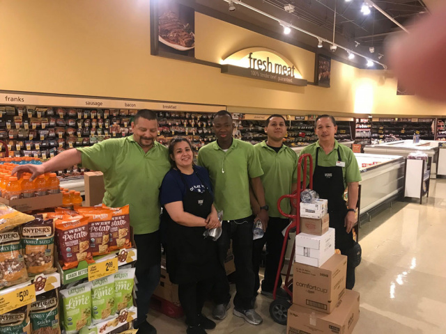 Grocery Store:Proper Work Attitude