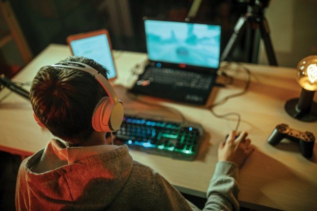 Don't Let Hate Ruin the Fun: Youth and Online Games